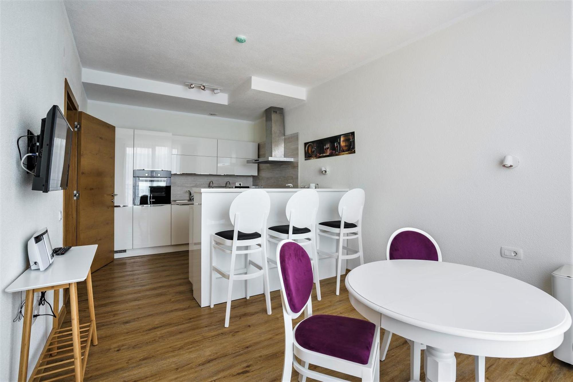 Beachfront Villa Pearl Of Adria Krasići Bagian luar foto