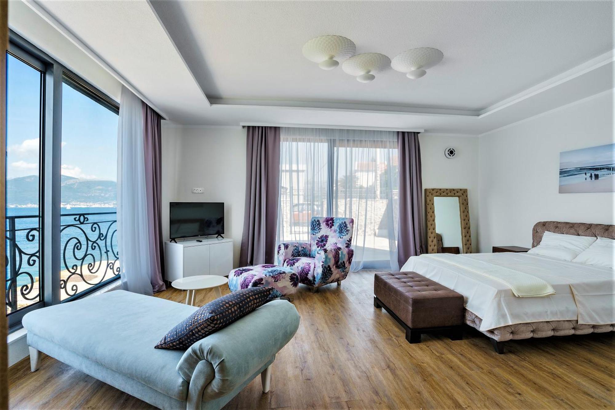 Beachfront Villa Pearl Of Adria Krasići Bagian luar foto