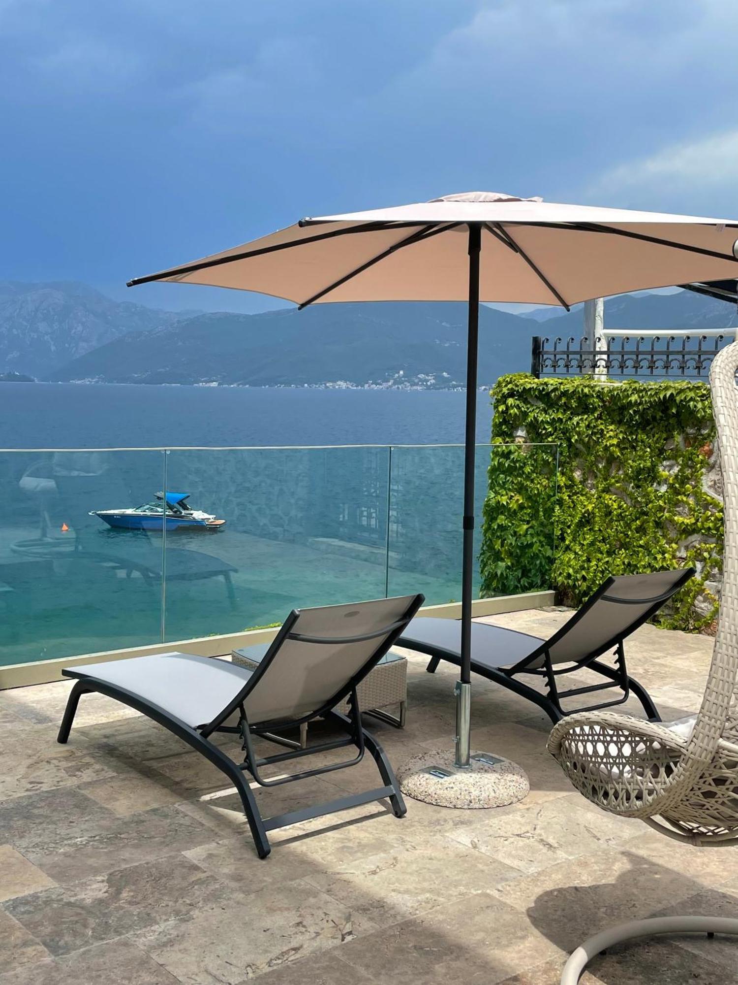 Beachfront Villa Pearl Of Adria Krasići Bagian luar foto